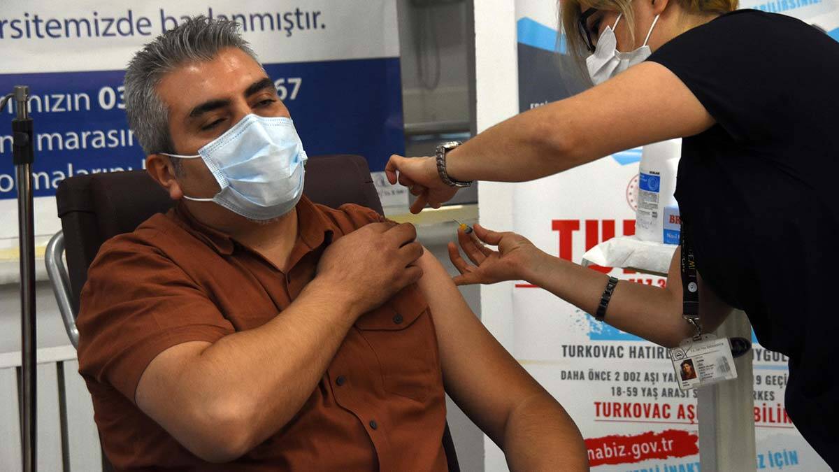 Turkovac hatırlatma dozu olarak Kayseri'de uygulandı