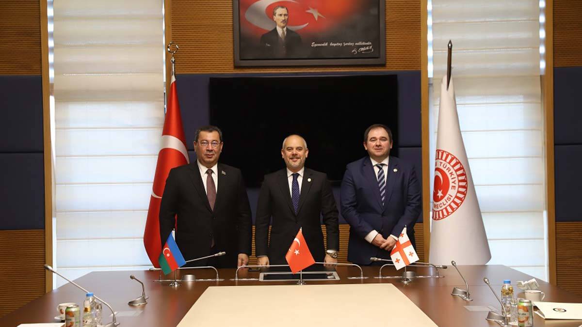 Üçlü Dışişleri Komisyonları Toplantısı başladı