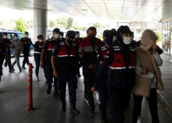 Uyuşturucu operasyonu: Doktor ve eczacılar gözaltında