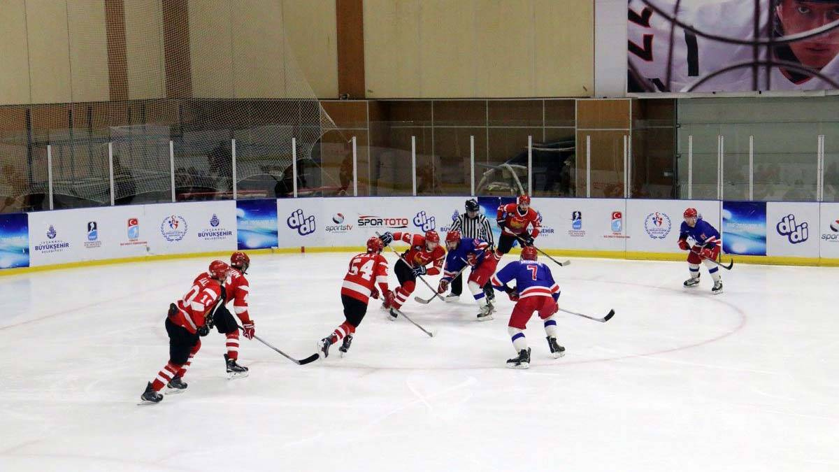 Bu öykü hayatları sıfırın altındayken yeniden doğan 7 gencin öyküsüdür. Bu öykü Avrupa şampiyonu Zeytinburnu Belediyesi Buz Hokeyi Takımı'nın öyküsüdür.