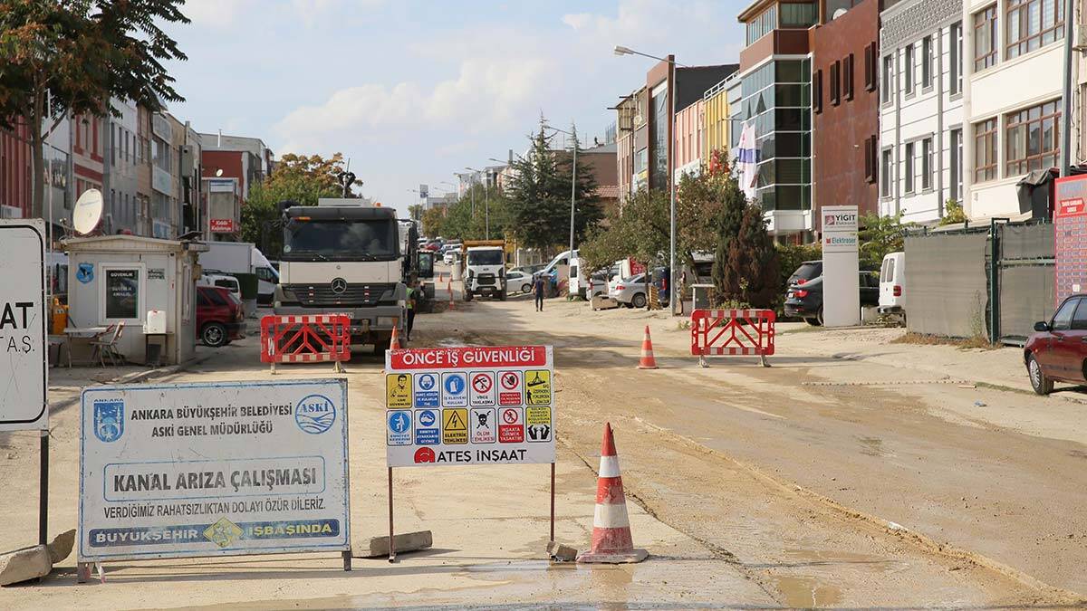 ASKİ Genel Müdürlüğü, ağırlıklı olarak gıda imalat ve toptancılarının bulunduğu Yenimahalle ilçesindeki GERSAN Sanayi Sitesi'nin altyapı sorununa el attı.