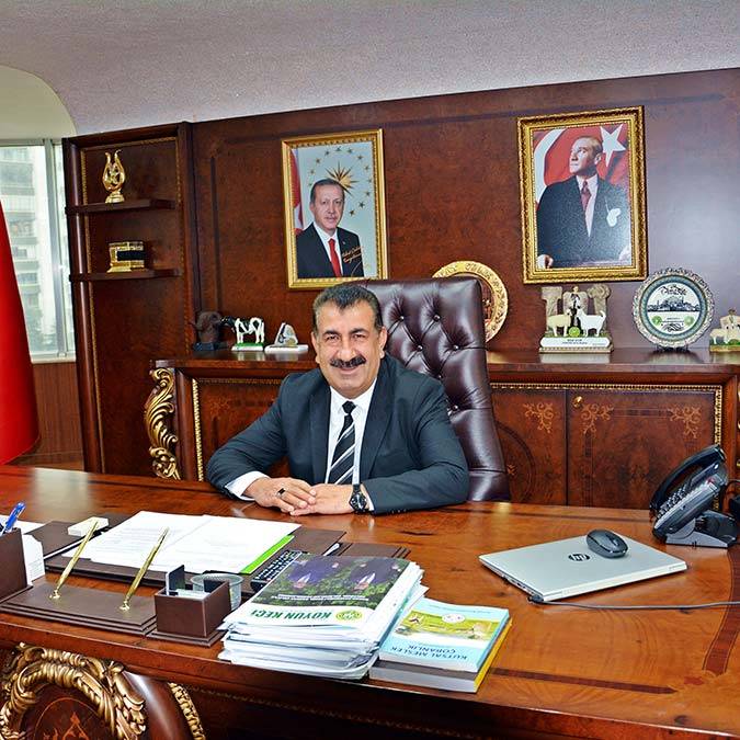 Türkiye Damızlık Koyun Keçi Yetiştiricileri Merkez Birliği Genel Başkanı Nihat Çelik, “Yetiştirici kadınlarımızın toplumdaki statüleri yükseltilmeli, sosyal güvencelerinde pozitif ayrımcılık sağlanmalı” dedi.