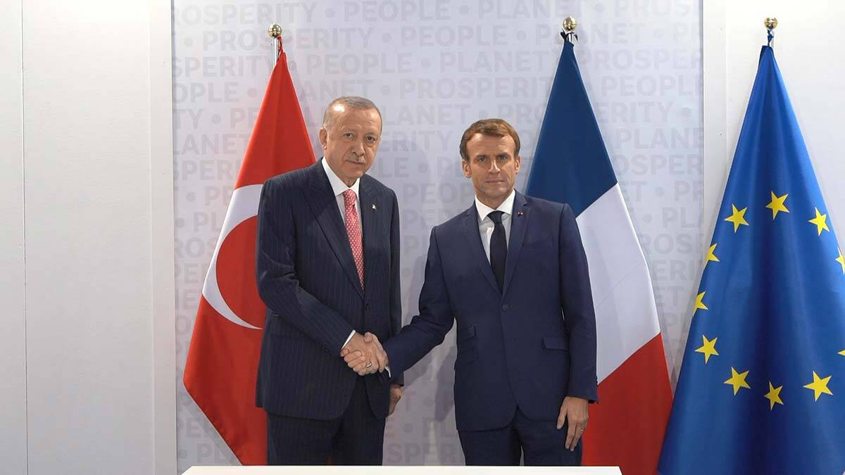 Cumhurbaşkanı Erdoğan Macron ile görüştü