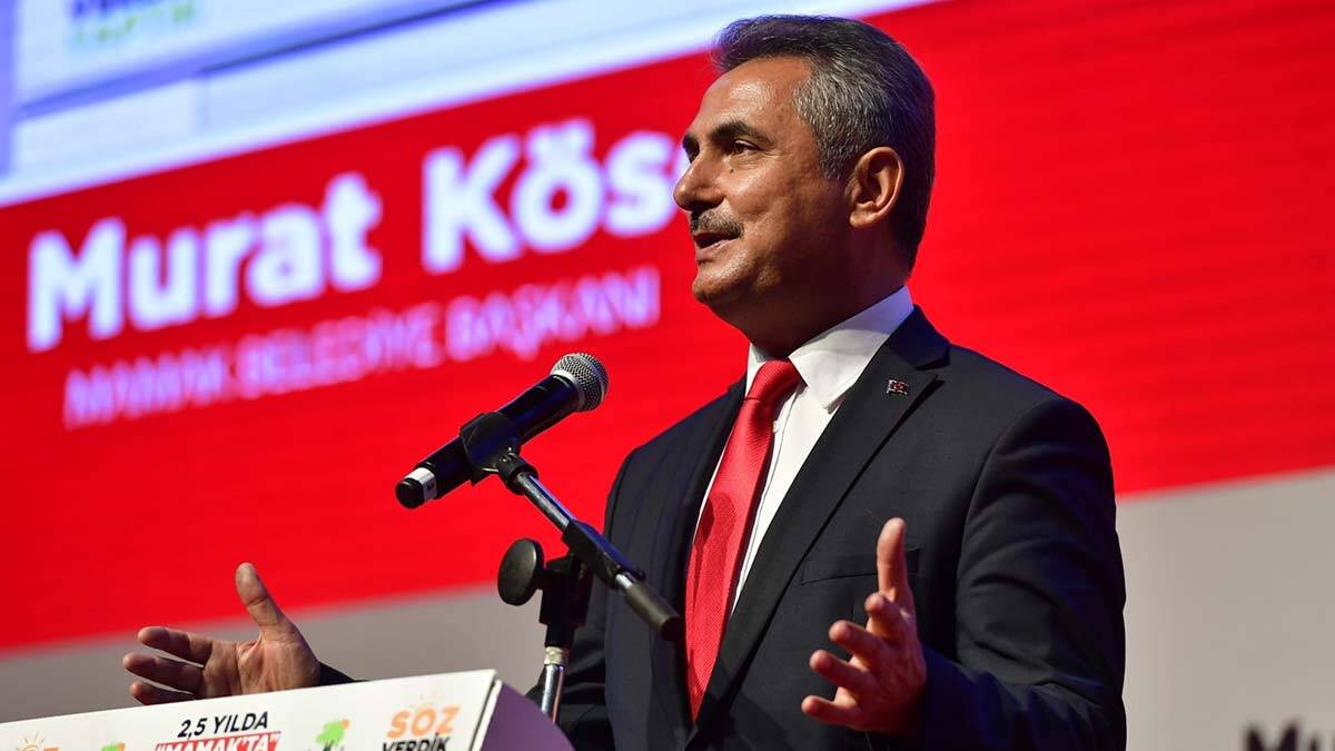 Mamak Belediye Başkanı Murat Köse, iki buçuk yılda yaptığı projeleri Mamaklılarla paylaştı. Köse, "Söz verdik fazlasını yaptık" dedi.