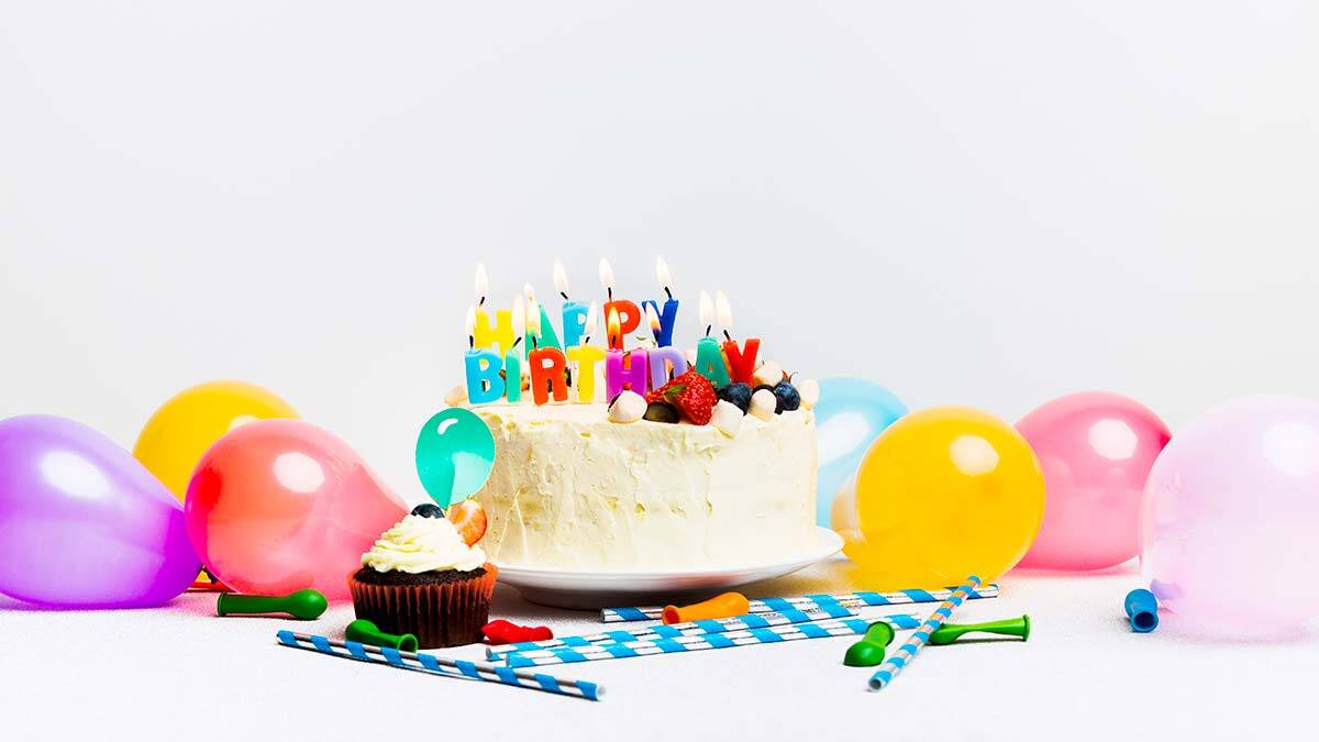 Doğum günü ilk ne zaman ortaya çıkmış merak ettiniz mi hiç? Ben ettim. Sağolsun Google hemen yardımcı oldu bana.