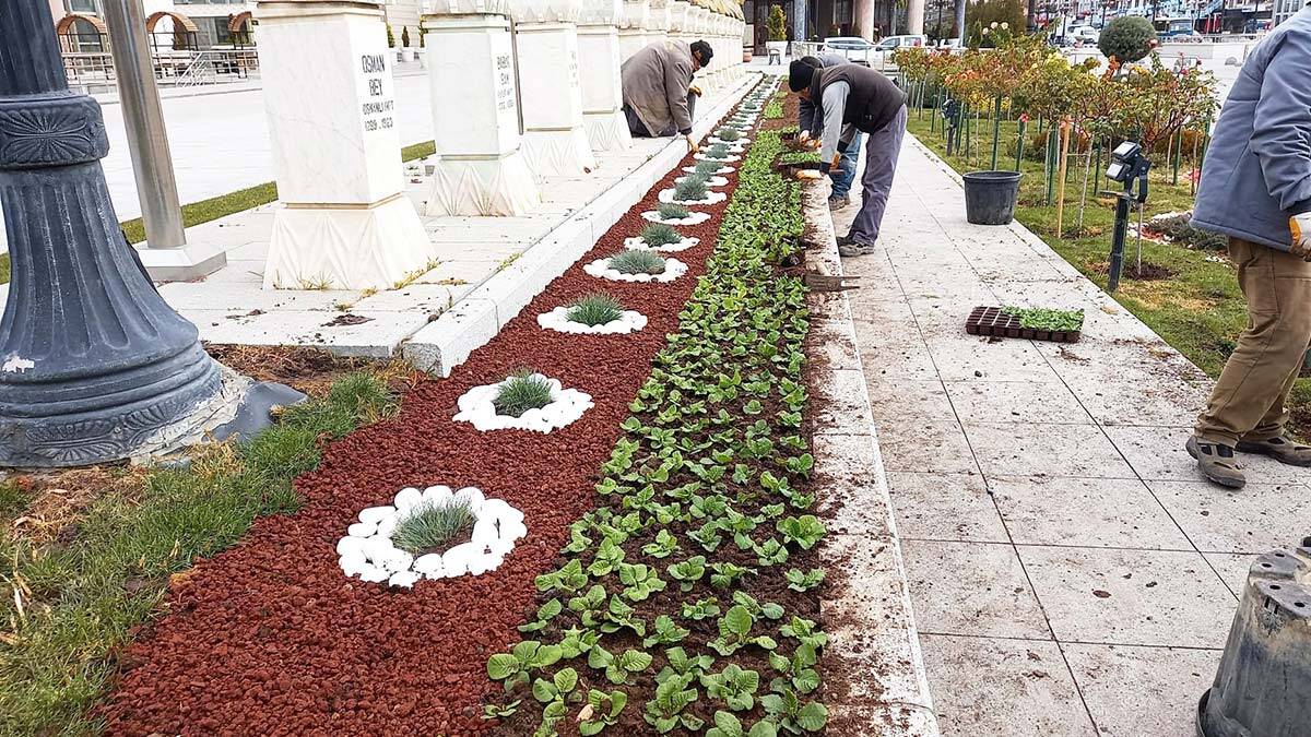 Park ve bahçelerde kış hazırlıkları sürüyor