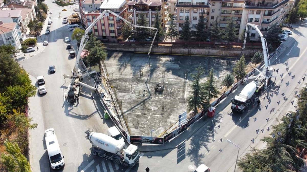 Ayvalı Gençlik ve Kültür Merkezi'nin temeli atıldı