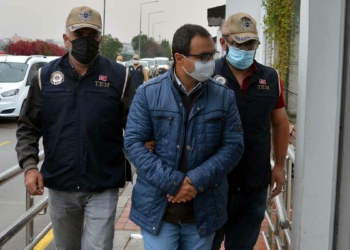 2 ilde düzenlenen FETÖ operasyonunda 14 gözaltı