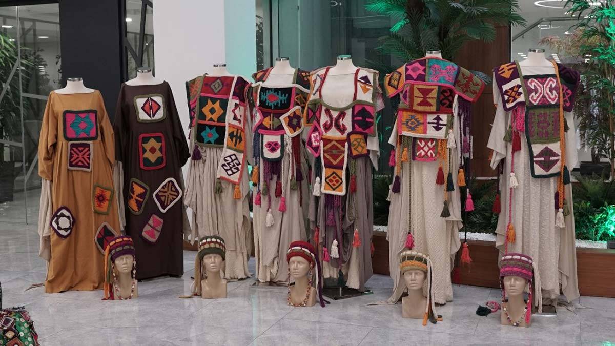 22 Medeniyetin Kapısı Kars defilesi başladı