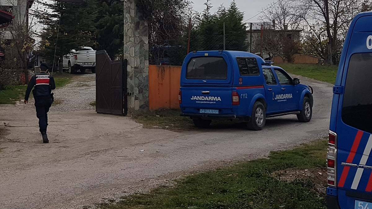 " Cenazesi otopsi için Sakarya Korucuk Otopsi Merkezi'ne götürüldü"