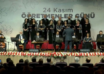 Öğretmenler Günü özel programla kutlandı