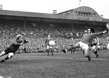 Futbolun tarihsel yol ayrımı