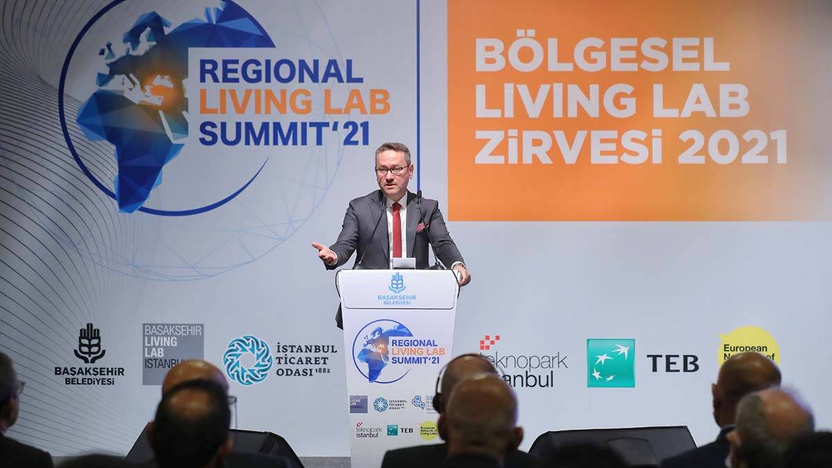 Başakşehir Belediyesi, İstanbul Ticaret Odası ile birlikte 24 - 25 Kasım tarihlerinde Bölgesel Living Lab Zirvesi’ne ev sahipliği yapıyor.