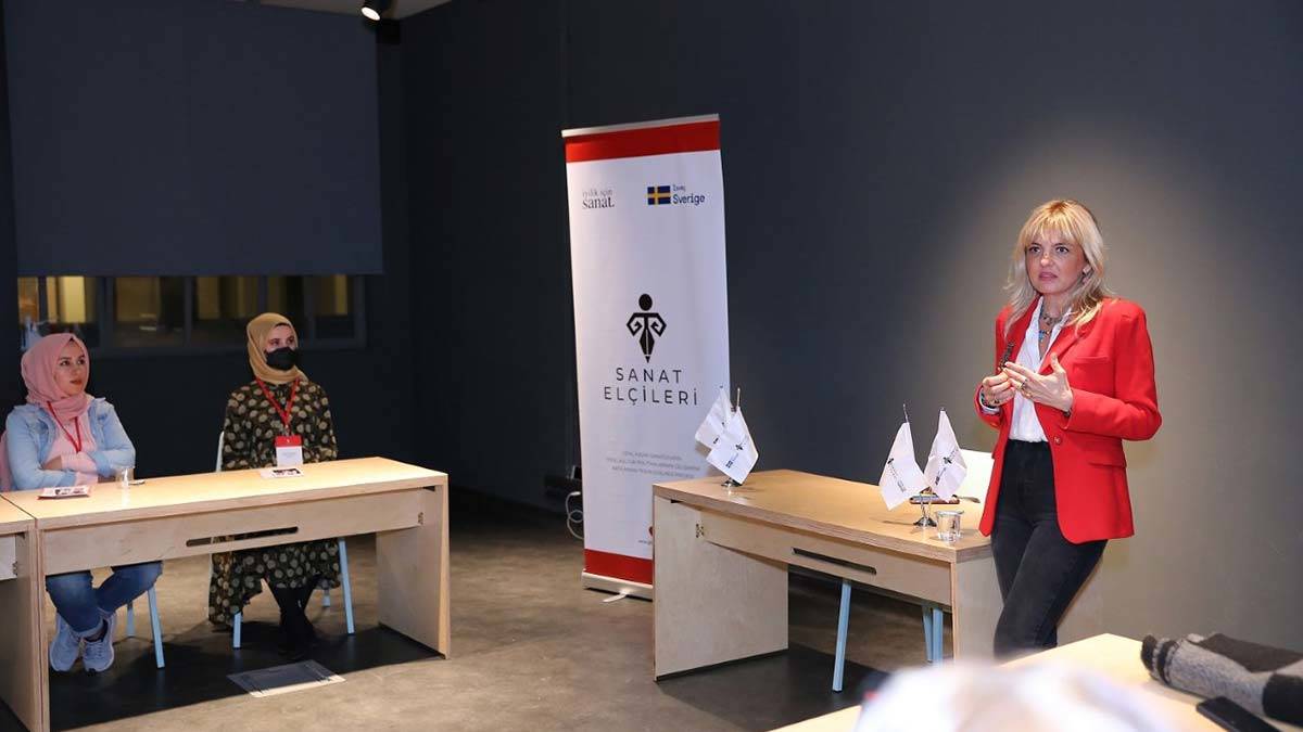 7 ilden sanat elçilerine eğitim desteği