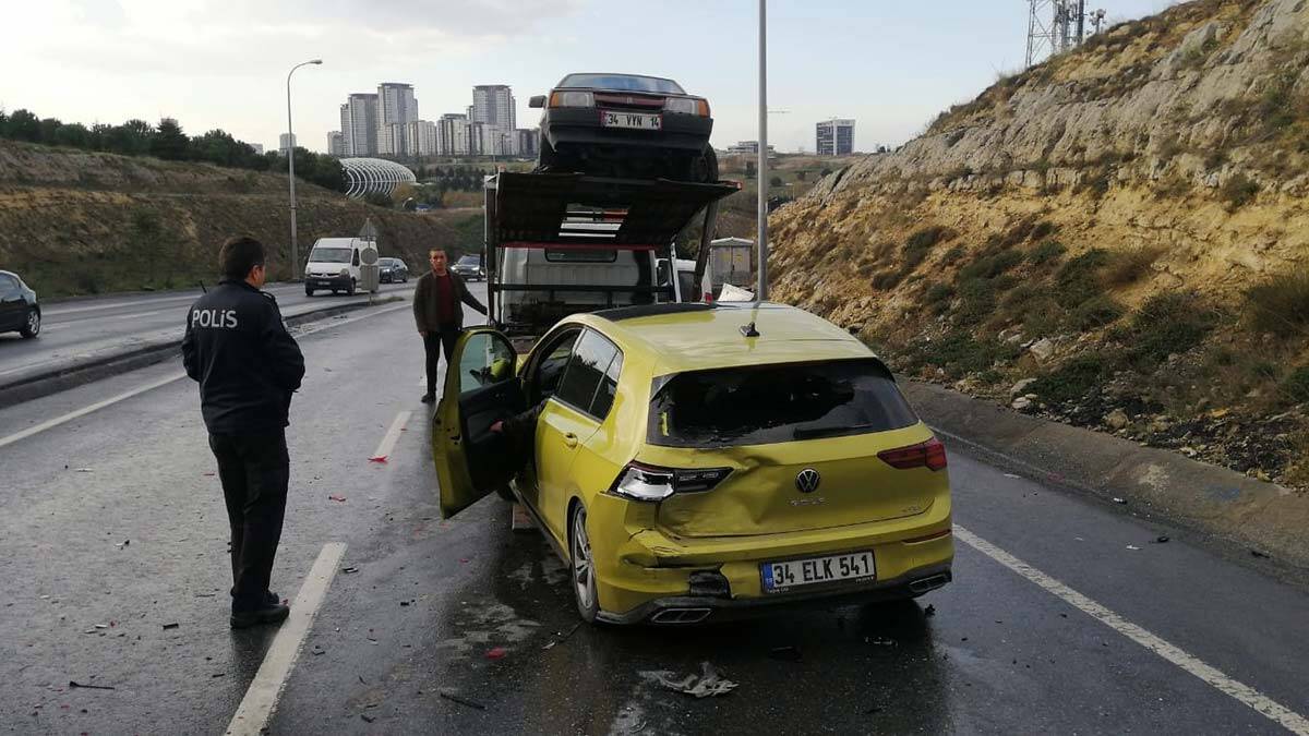 9 aracın karıştığı kazada 2 sürücü yaralandı