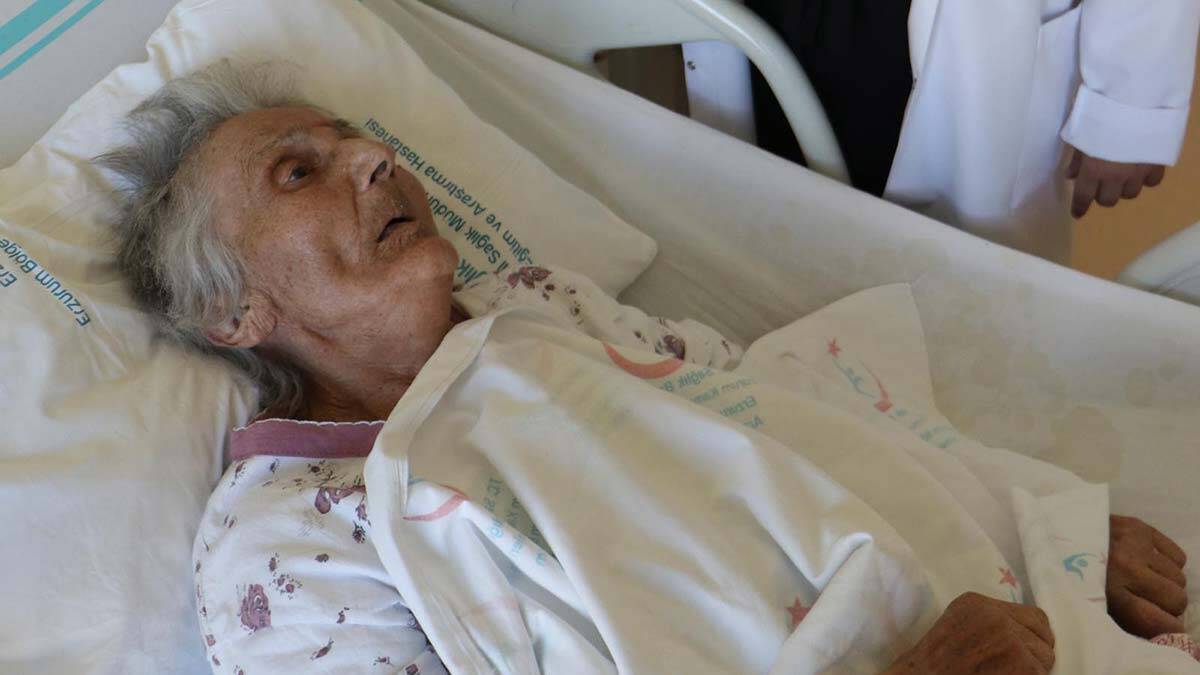 " Yapılan testler sonucu Covid-19 olduğunu öğrendik. Enfeksiyon servisine çıkardılar"