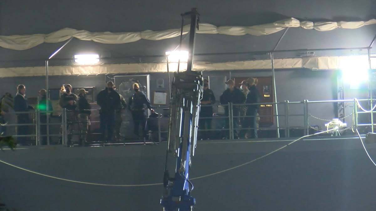 189 metre uzunluğundaki gemi, Nara Burnu'nu geçerek Sarayburnu'nda demirledi