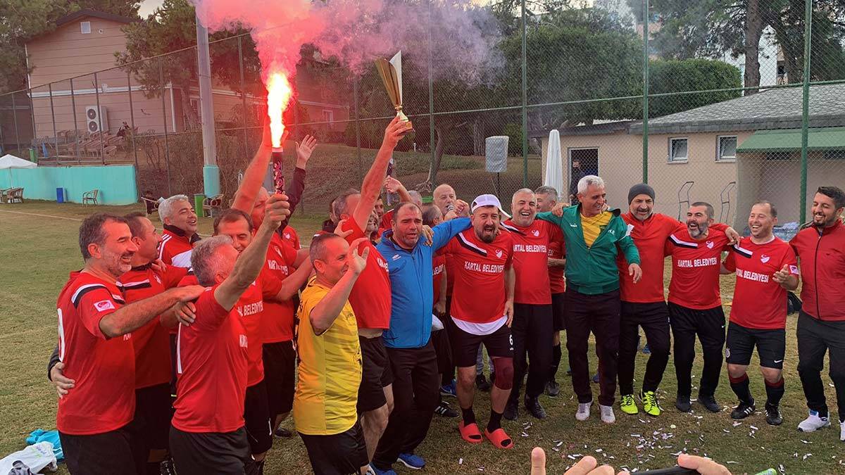 Atatürk Bahar Turnuvası'nın şampiyonu Kartal Belediyesi