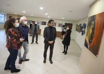 Ata'ya Saygı Karma Sergisi sanatseverlerle buluştu