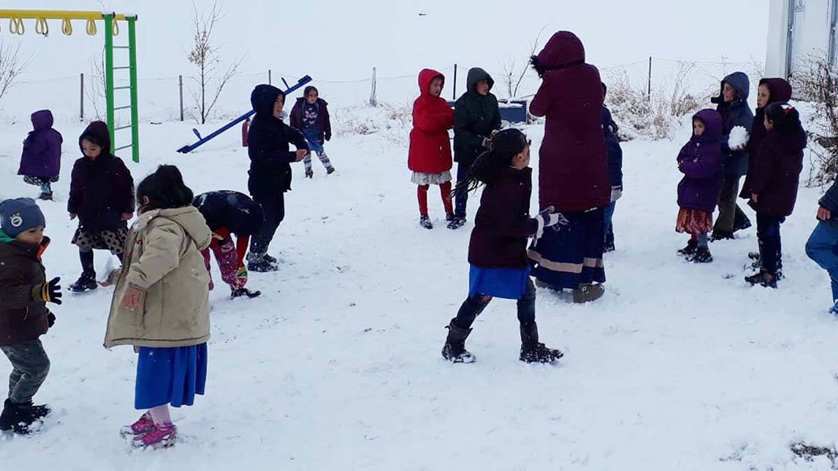 Ağrı kar yağışı ile beyaza büründü