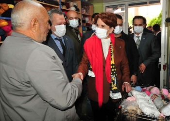 Akşener Yalova'da esnafı ziyaret etti