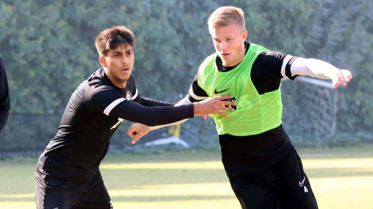 Murat'ın idman eksiğini kapattıktan sonra forma giyebileceği bildirildi