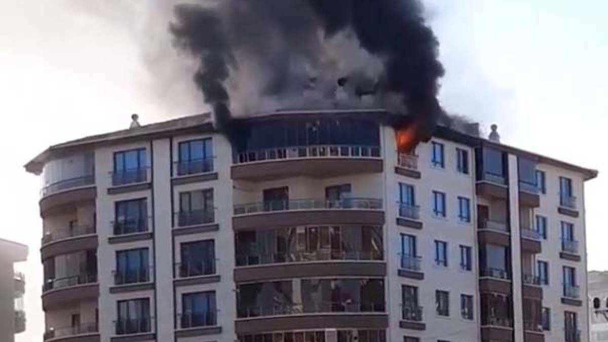 Ankara'da 8 katlı apartmanda yangın