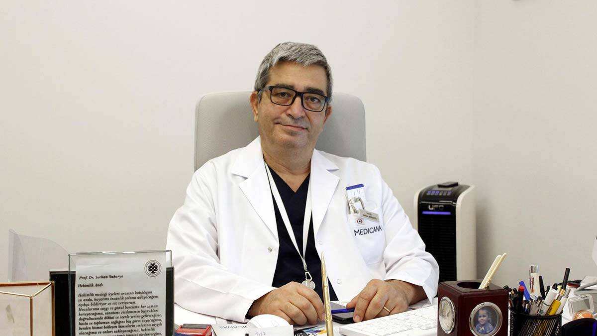 " Eğitimsizlik, Covid-19'dan daha tehlikeli bir konu "