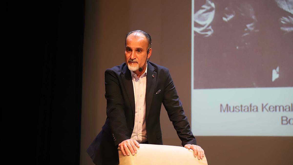 Söyleşi serisinin 12 Kasım Cuma günkü programı ise saat 20.30’da Uğur Mumcu Kültür Merkezi’nde düzenlenecek