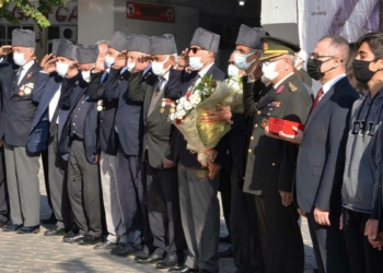 Atatürk'ün Diyarbakır'a gelişi törenle kutlandı
