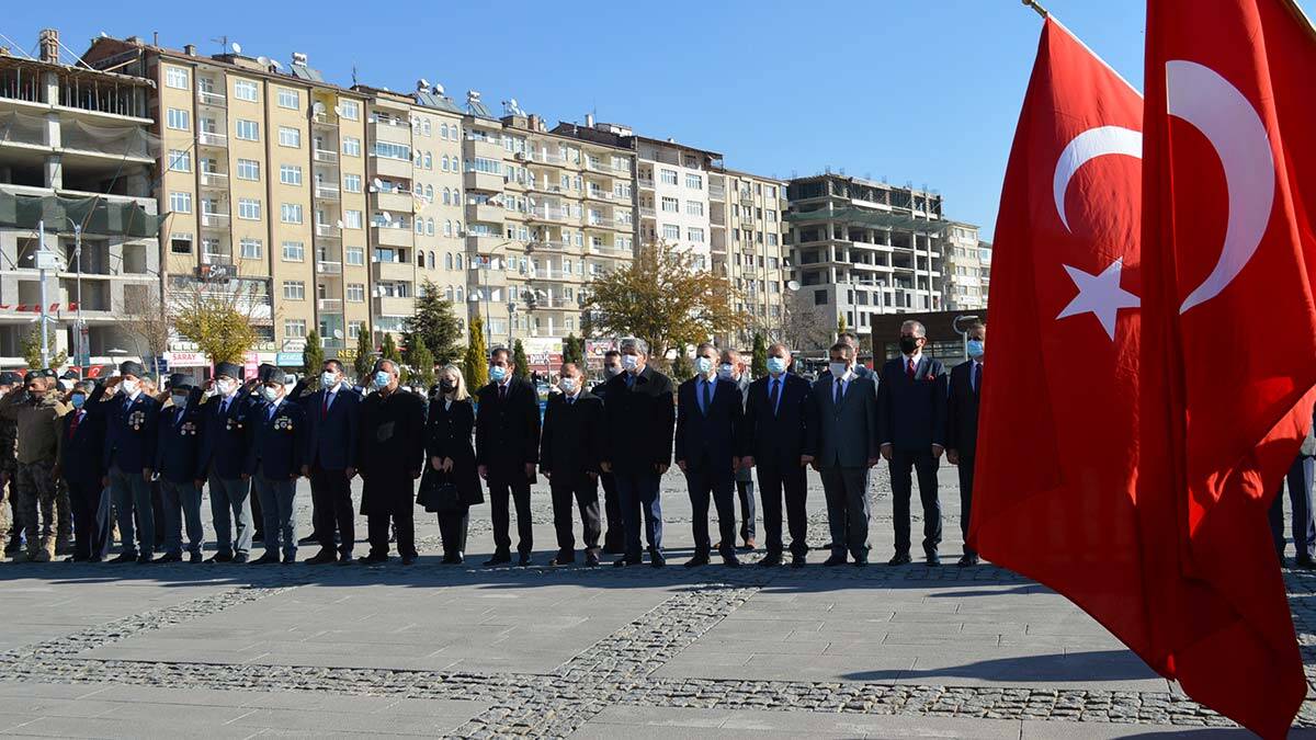 "Aziz Atatürk, 84 yıl önce şereflendirdiğiniz bu mekanda yine aynı gurur ve tanzimle huzurunuzda bulunmanın sevinç ve heyecanı içerisindeyiz"