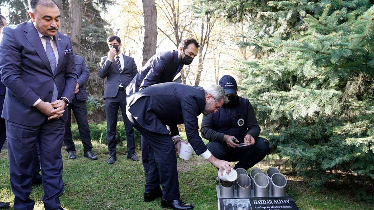 "Bizim özelliğimiz gittiğimiz her yere barış ve kardeşlik götürmektir"