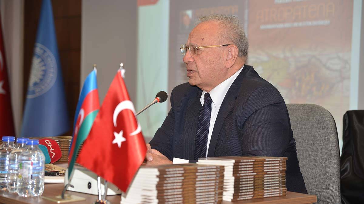 Azerbaycan Devleti'nin 27 asırlık tarihi kitap oldu