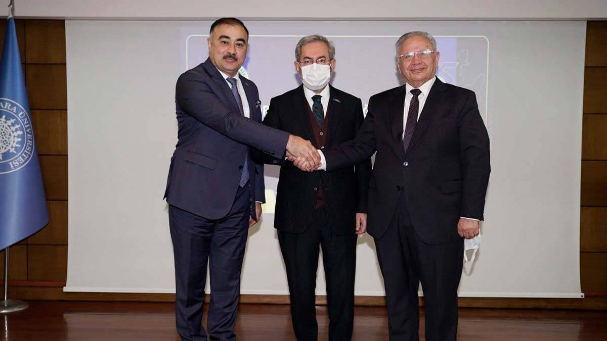 "Evlatlarımızın kanıyla karışmış Şuşa ve Bakü toprağını bugün biz Ankara Üniversitesinin toprağıyla karıştırdık"