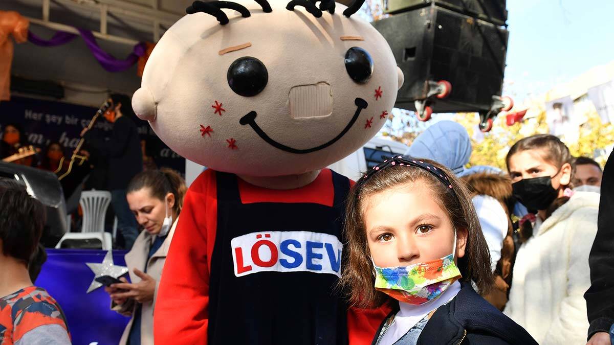 Büyükşehir ile LÖSEV el ele