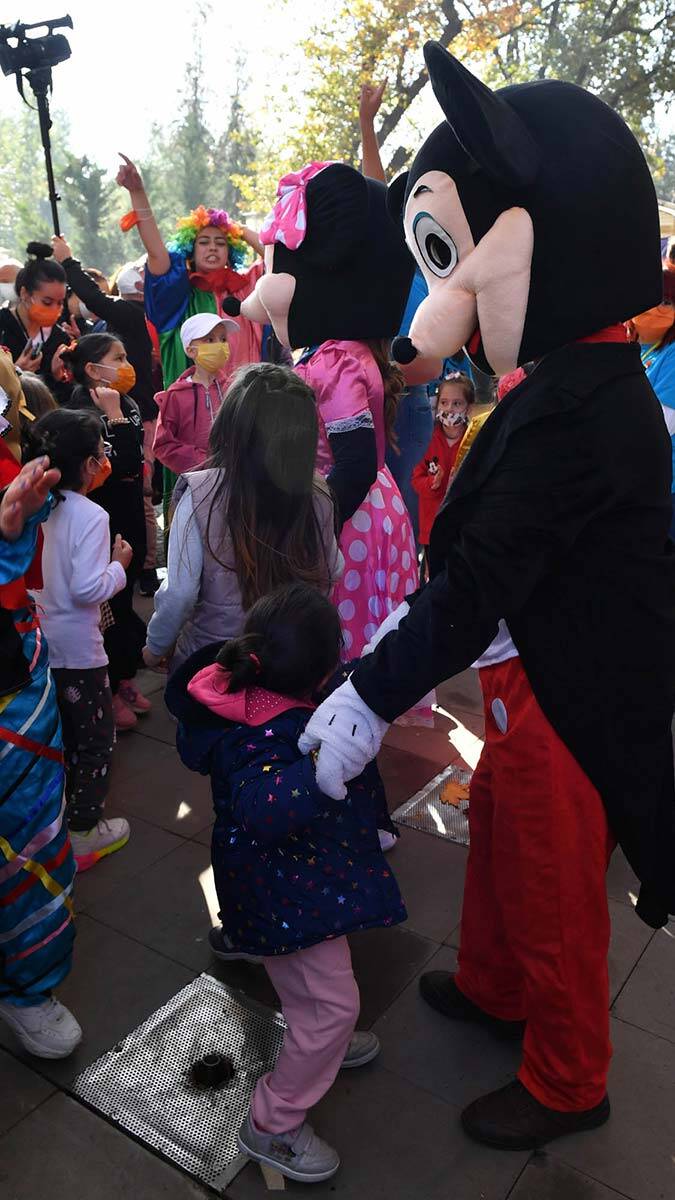 Başkent’te toplum sağlığını korumaya yönelik farkındalık etkinlikleri düzenleyen Büyükşehir ile LÖSEV el ele.