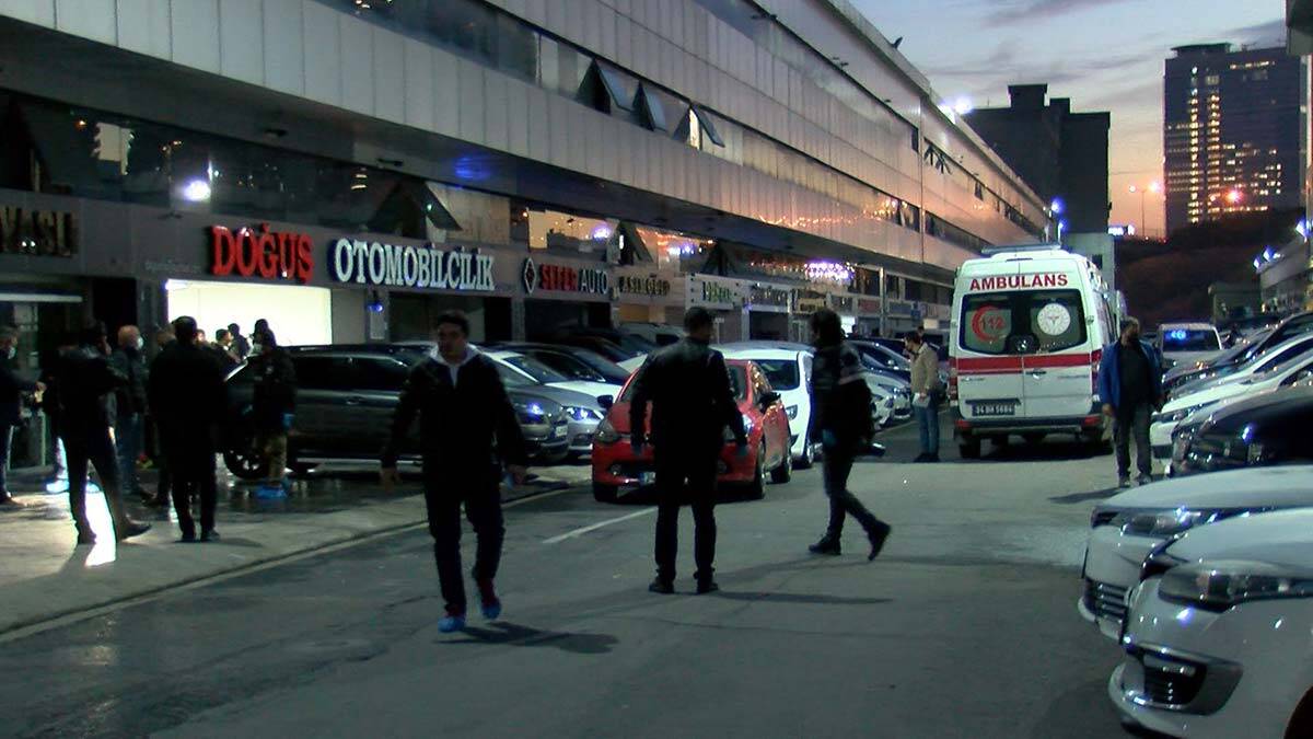 Bağcılar'da otomobil galerisine saldırı: 3 kişi öldü