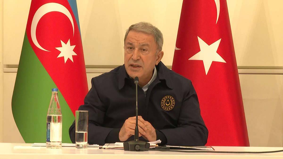 " Ufak tefek bazı sıkıntılar olmakla beraber bunları da görüşmeler yoluyla çözmek suretiyle ilerlemeye devam ediyoruz "