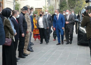 Bakan Derya Yanık Kilis'e geldi