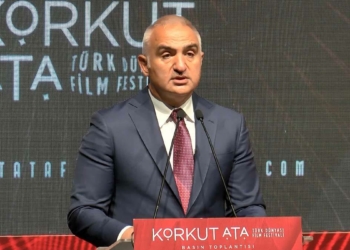Bakan Ersoy, Film Festivali'ne katıldı