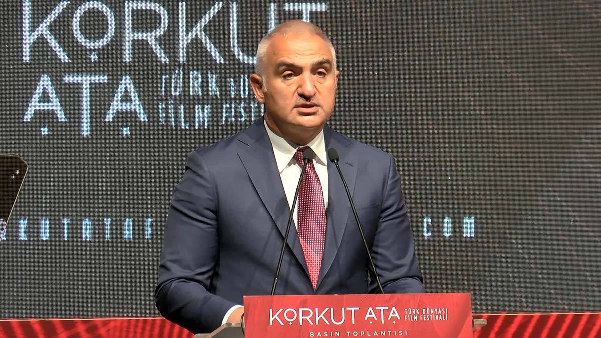 Bakan Ersoy, Film Festivali'ne katıldı