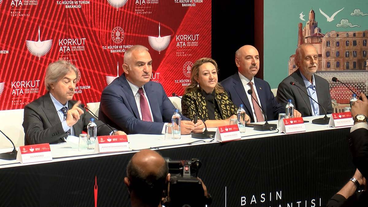 " Gönüllerin dili ve habercisi olan, uzakları yakın eden, mesafelerden bağımsız bir ve beraber olmayı temsil eden bu eşsiz motif amaç ve hedeflerimizi yansıtmakta çok doğru bir seçim olmuştur diye düşünüyorum "