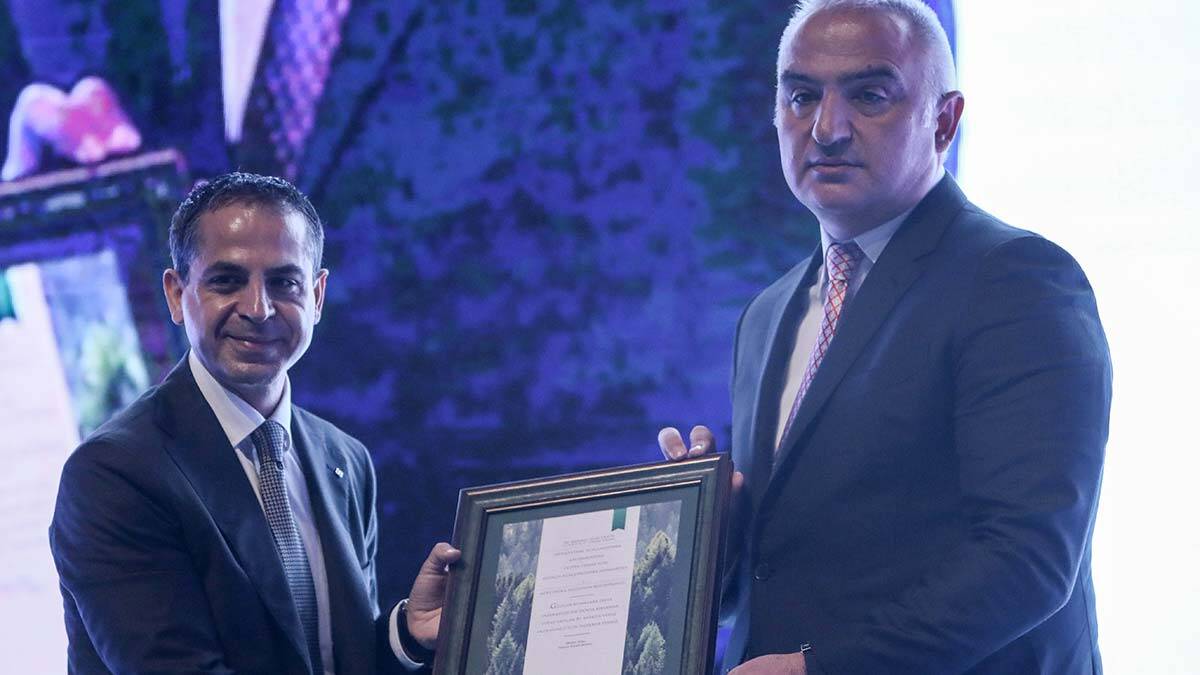 " Kurallara uymayan havayoluna mesela 30-50 dolar karbon vergisi gelecek."