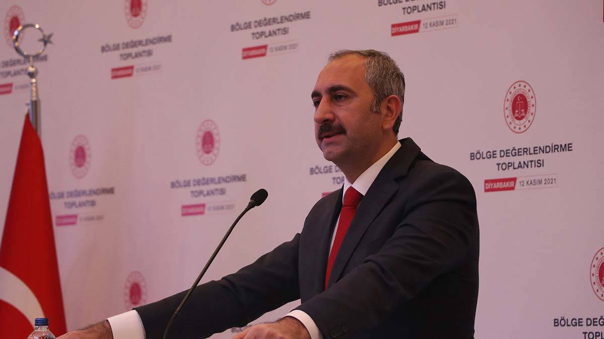 Bakan Gül: Konuşulan dile ipotek koyulduğunu gördük