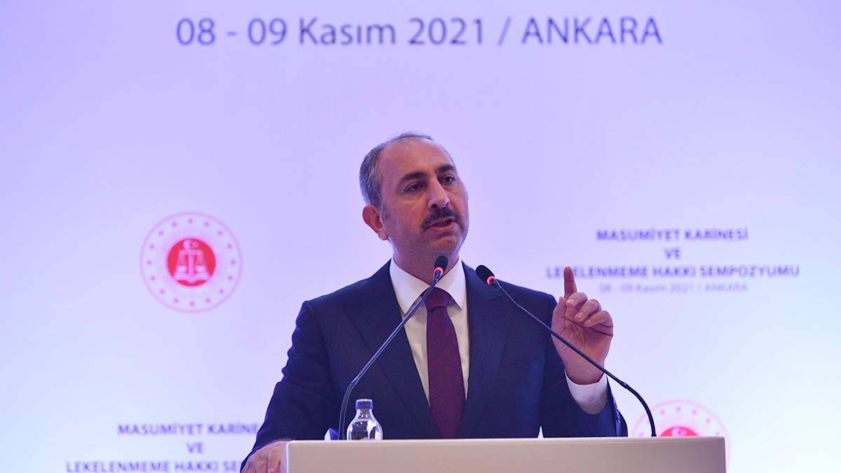Bakan Gül: Sanal alemde de suçtur