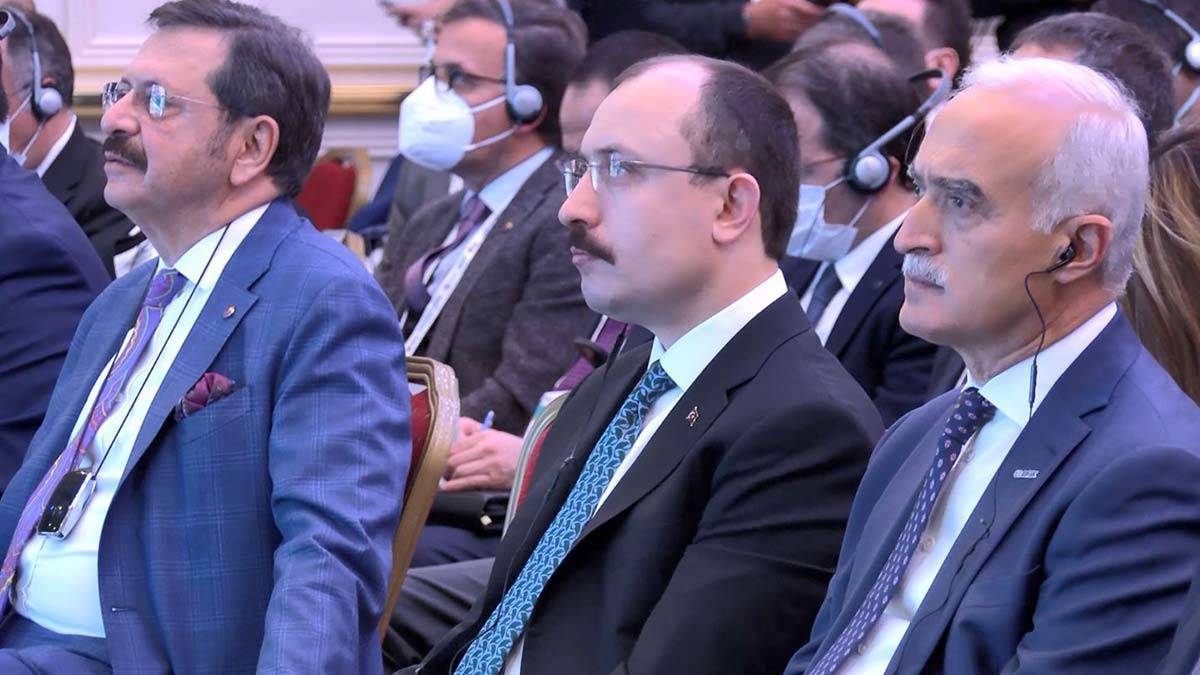 " Bu potansiyeli hayata geçirmek için cesur adımlar atmalıyız "