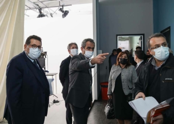 Bakan Özer mesleki ve teknik anadolu lisesini inceledi