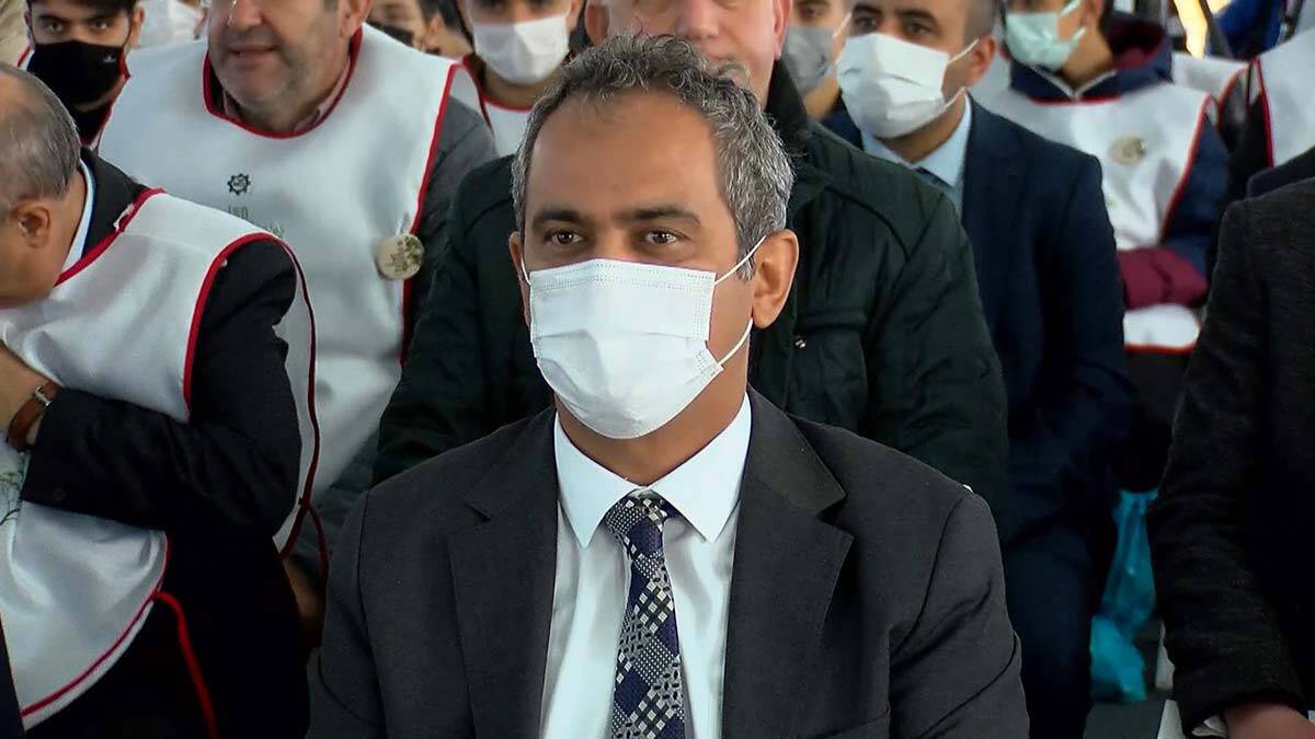 Bakan Özer: Genç işsizlik oranını düşüreceğiz