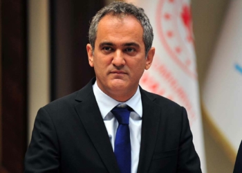 Bakan Özer: Öğretmenlerimiz idari izinli sayılacak