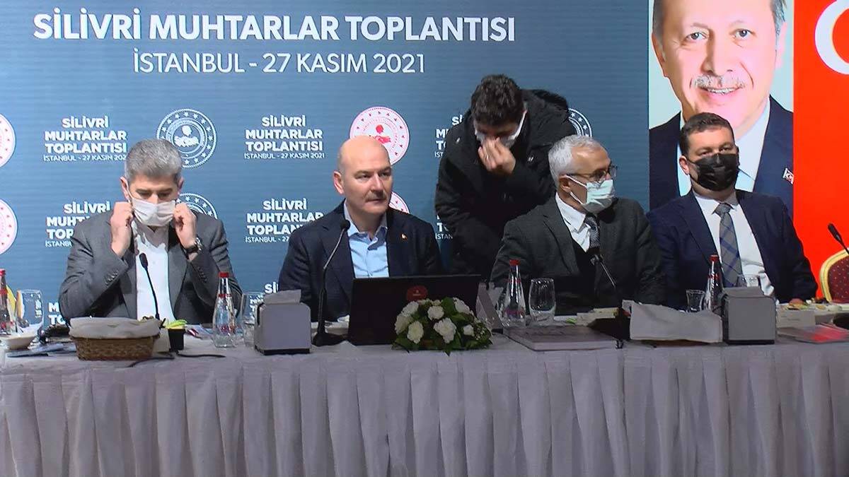 Basına kapalı olarak düzenlenen toplantı saat 10.30'da başladı.